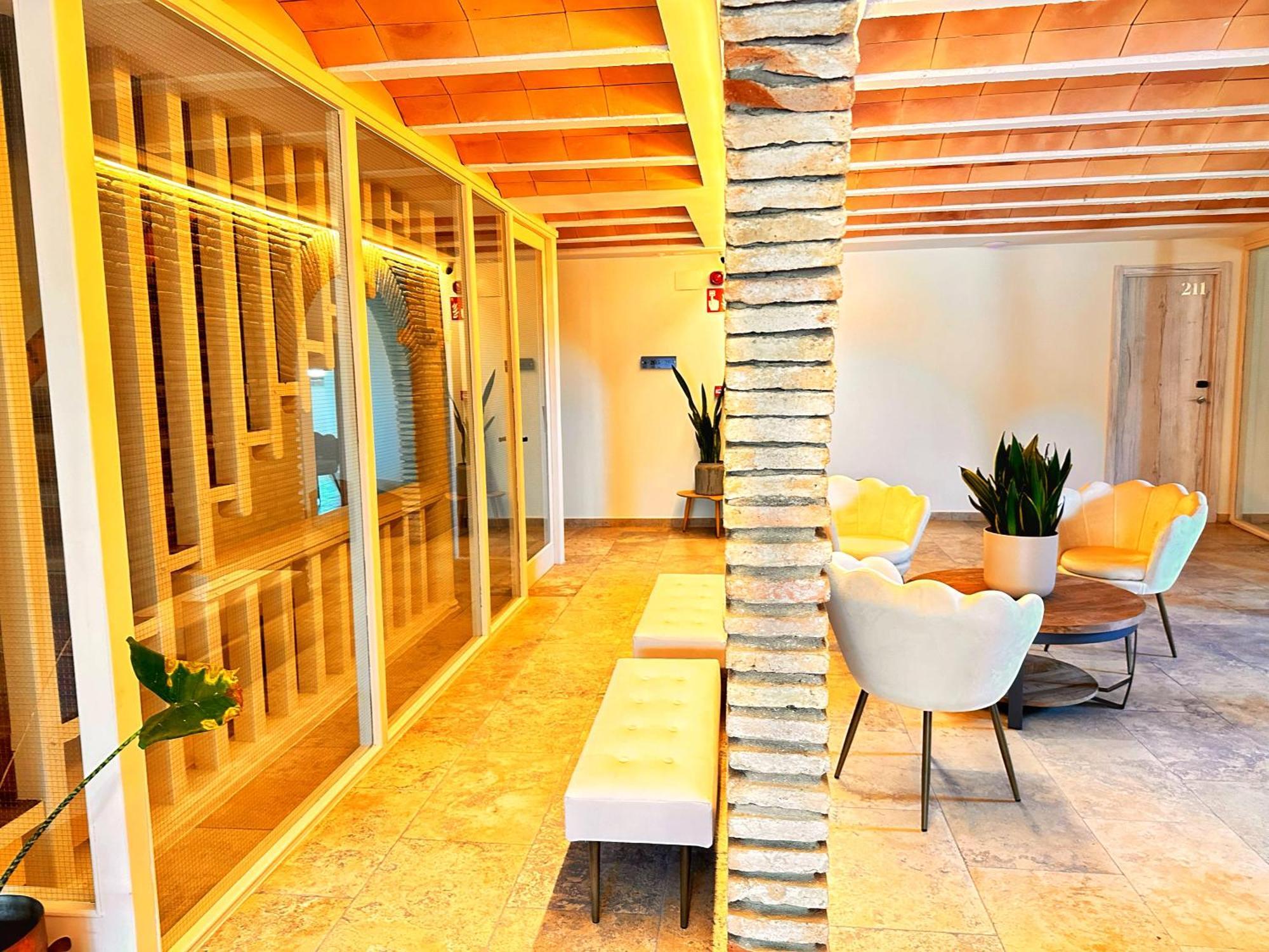 Boutique Hotel Comtal Empuries Roses Exterior photo