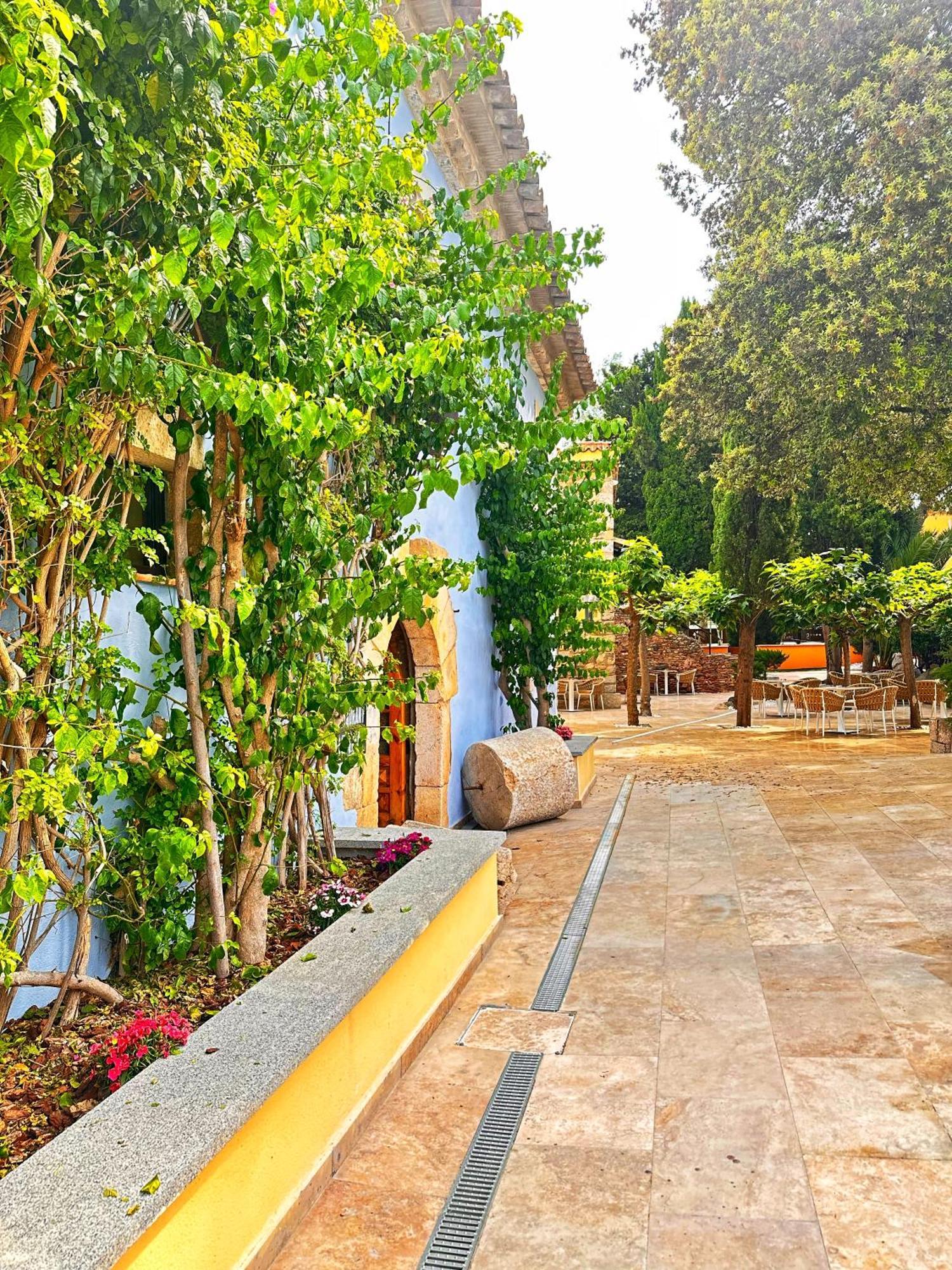 Boutique Hotel Comtal Empuries Roses Exterior photo